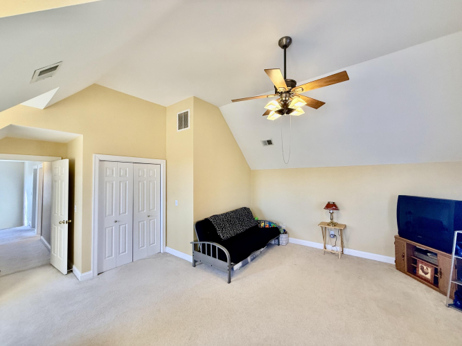 Listing Image 39