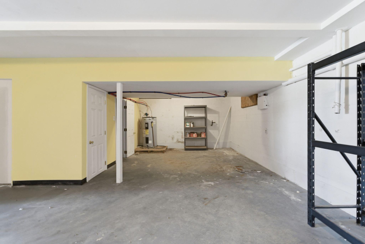 Listing Image 61