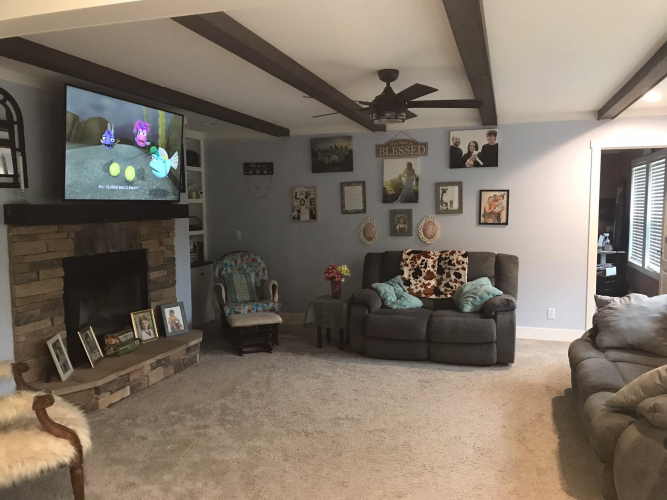 Listing Image 6