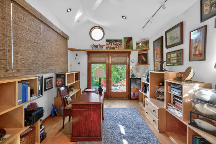 Listing Image 41