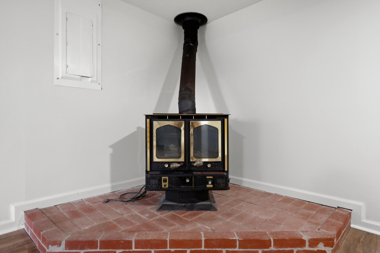 Listing Image 20