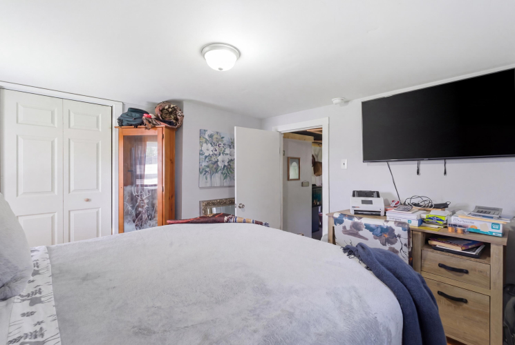 Listing Image 35