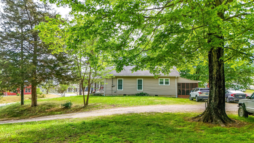 Listing Image 24