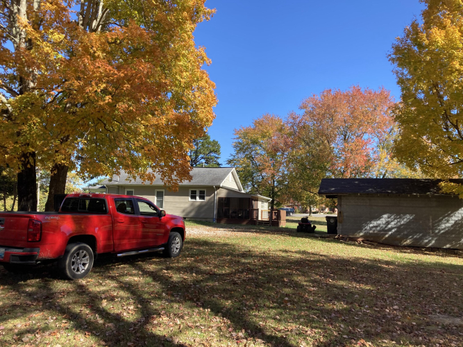 Listing Image 4