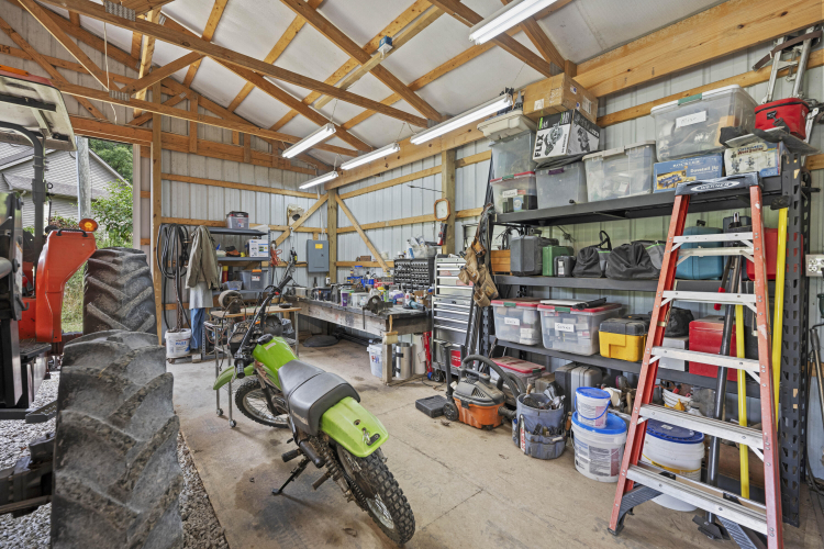 Listing Image 43