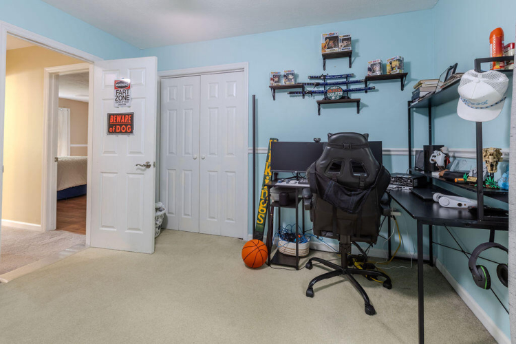 Listing Image 15