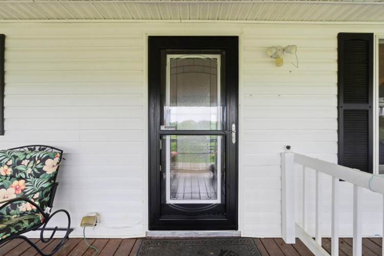Listing Image 17