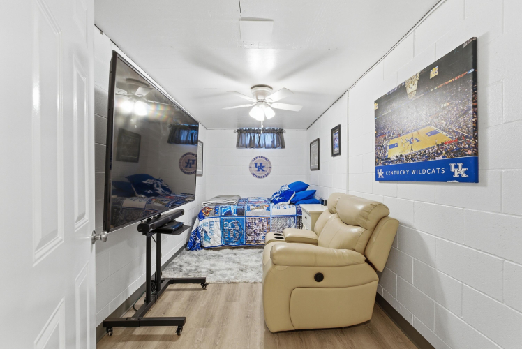 Listing Image 51