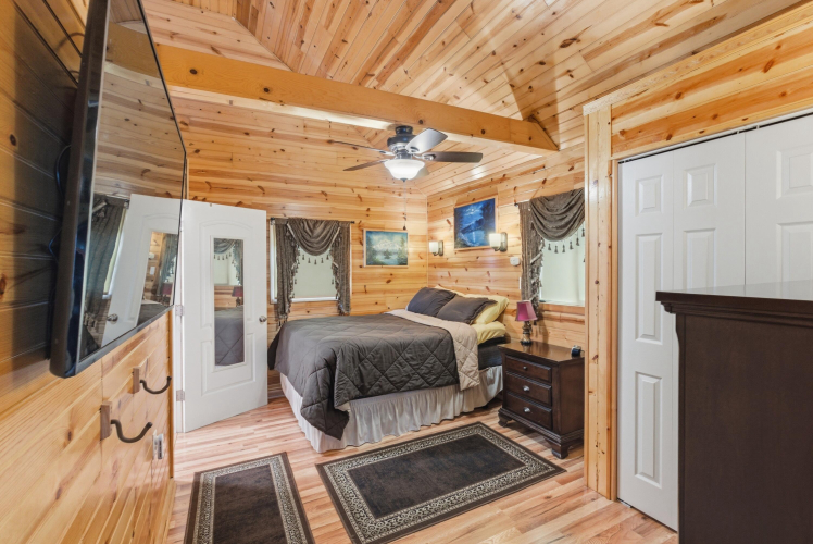 Listing Image 80