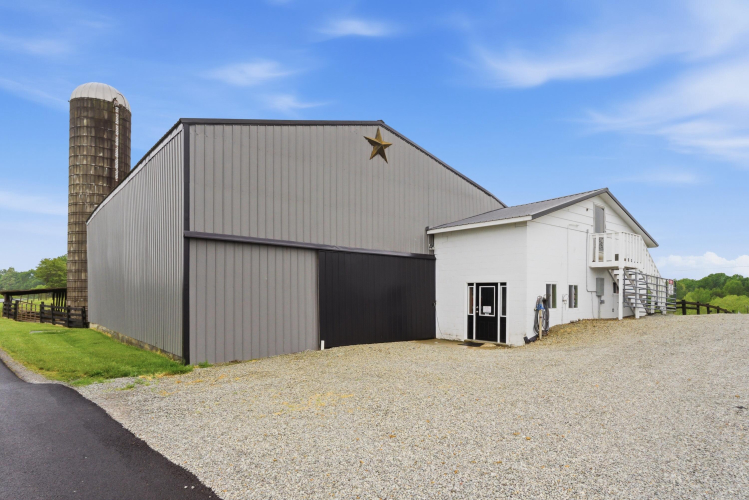 Listing Image 100