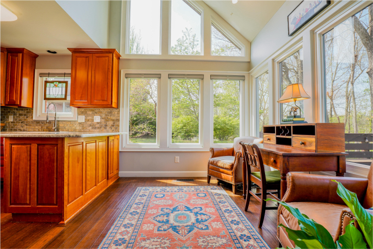 Listing Image 10