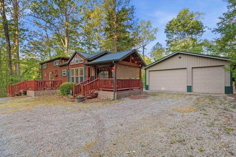 Listing Image 4