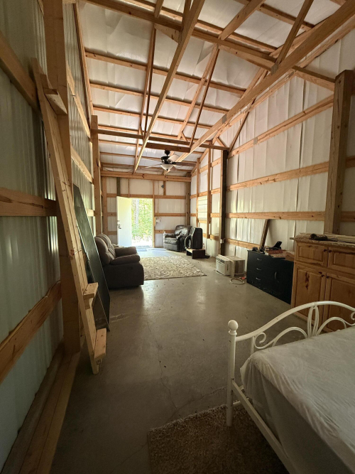 Listing Image 58