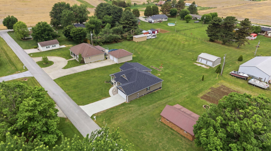 Listing Image 60
