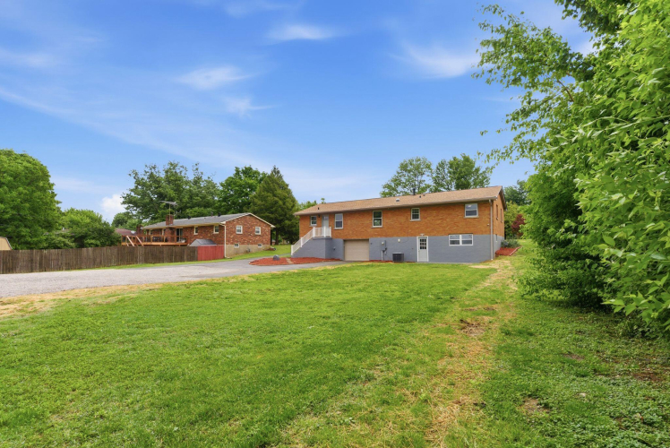 Listing Image 35