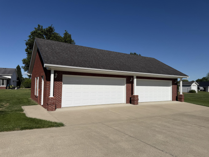 Listing Image 18