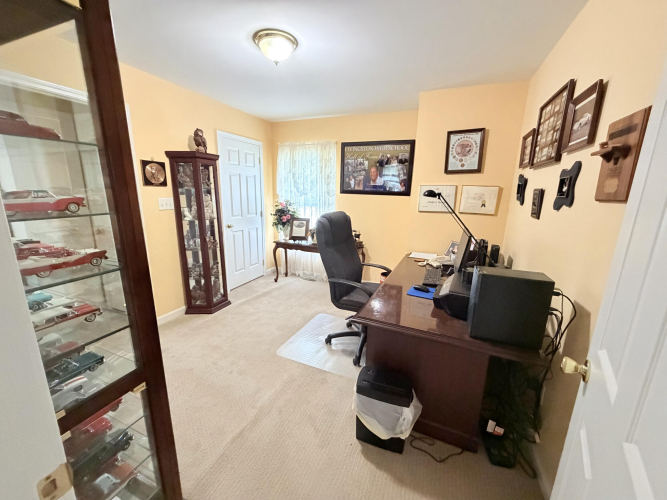 Listing Image 51