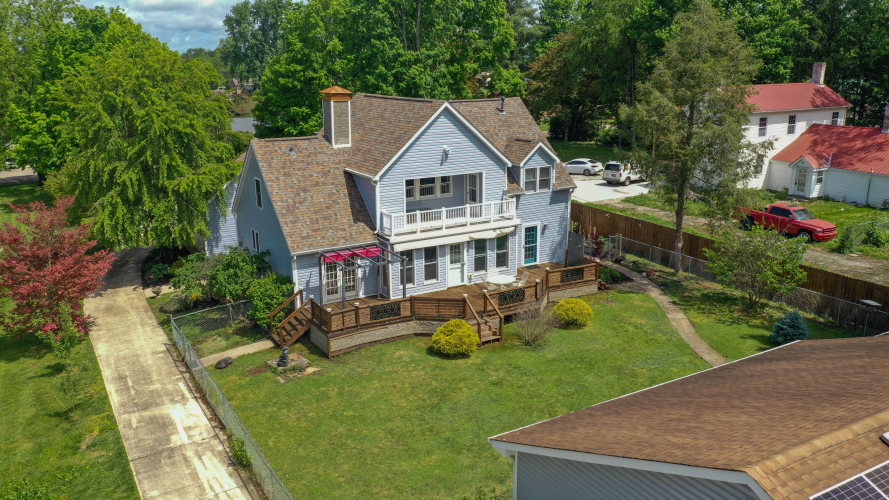Listing Image 4