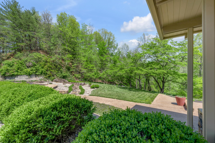 Listing Image 110