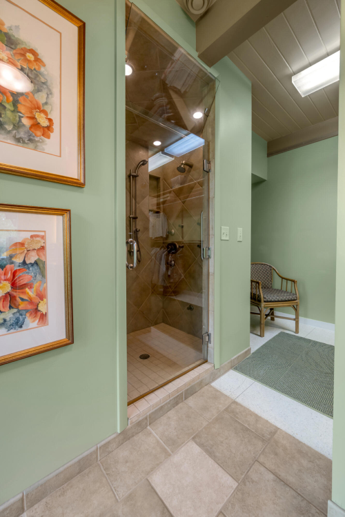 Listing Image 51