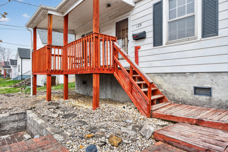 Listing Image 3