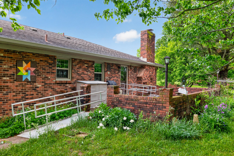 Listing Image 23