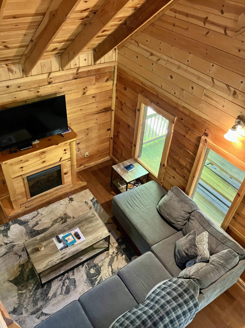 Listing Image 11