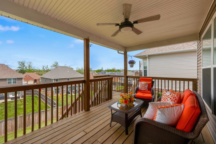 Listing Image 12