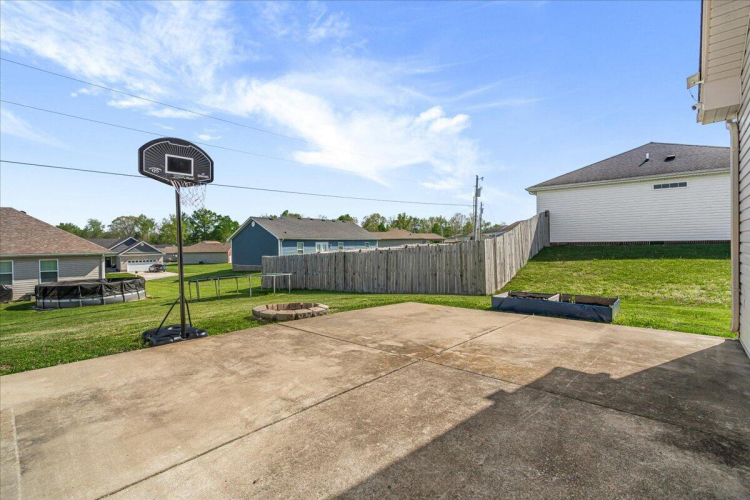Listing Image 25