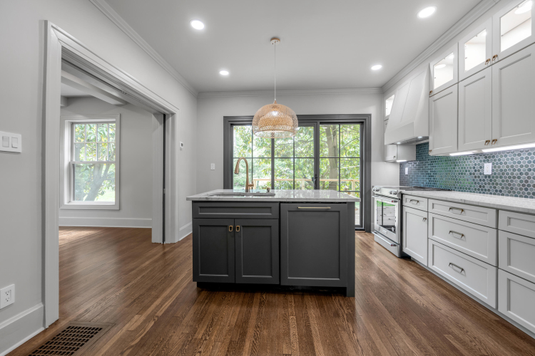 Listing Image 19