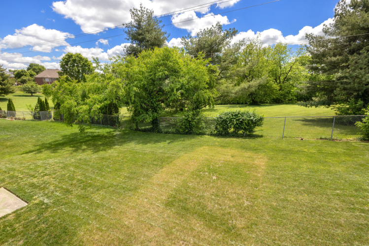 Listing Image 44
