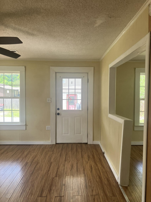 Listing Image 33