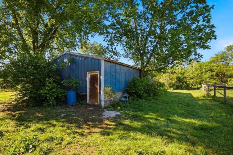 Listing Image 57