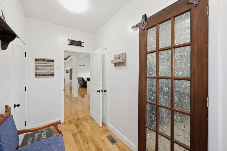 Listing Image 31