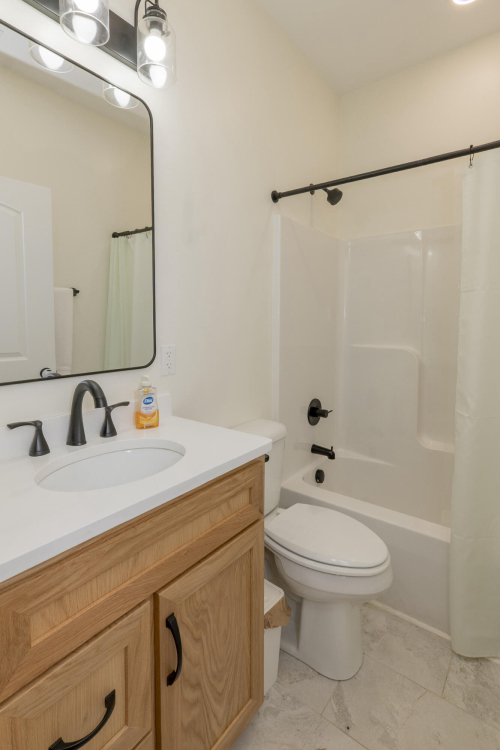 Listing Image 53