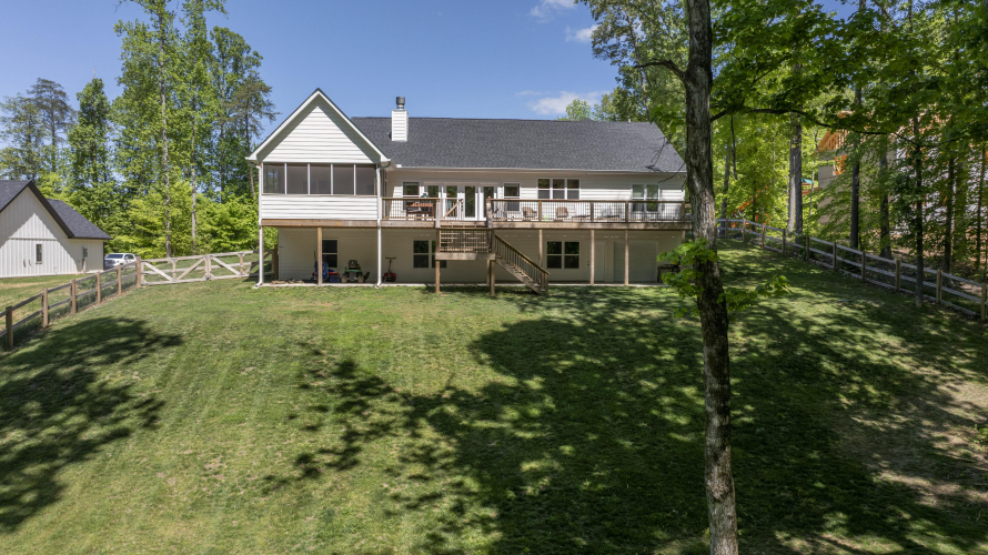 Listing Image 80