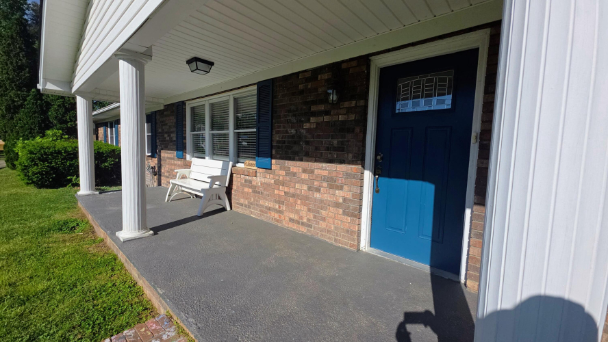 Listing Image 8
