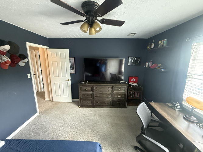 Listing Image 26