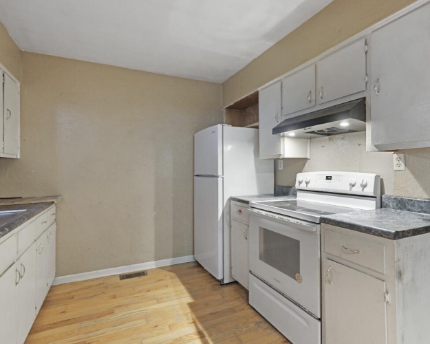 Listing Image 31