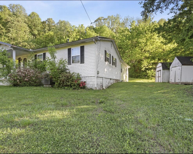 Listing Image 5