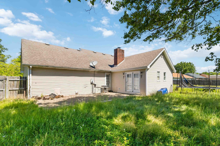 Listing Image 28