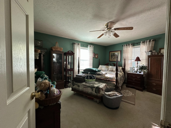 Listing Image 33