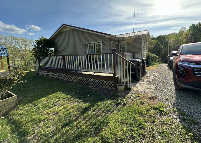 Listing Image 5