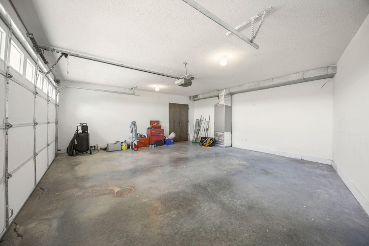 Listing Image 45