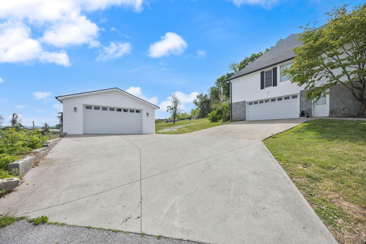 Listing Image 47