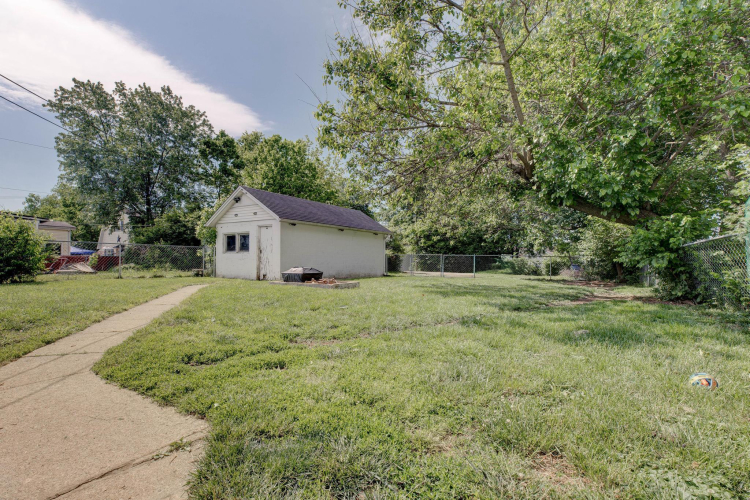 Listing Image 14