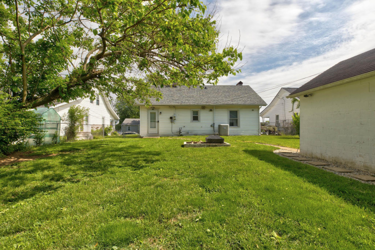 Listing Image 18