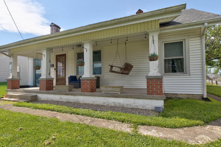 Listing Image 3