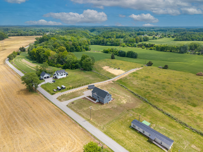 Listing Image 16