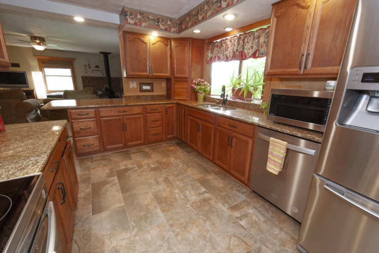 Listing Image 14